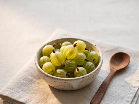 Uva spina: proprietà, benefici e valori nutrizionali
