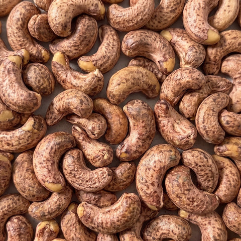 Anacardi con Buccia Tostati e Salati